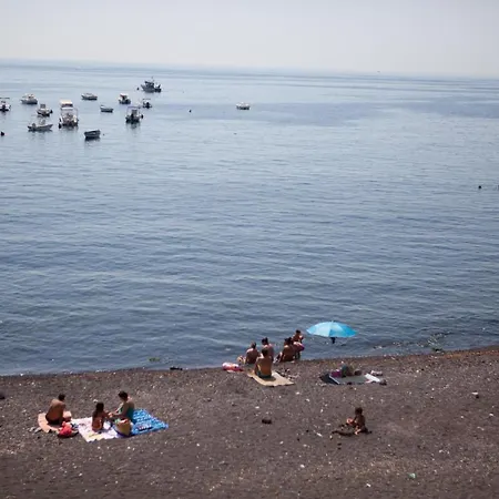 Bed & Breakfast Un Tuffo Nella Baia Di Capomulini Acireale